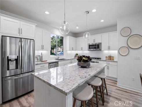 46 Eclipse , Lake Forest, CA