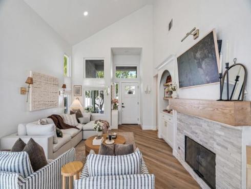 18 Chatri Circle , Lake Forest, CA