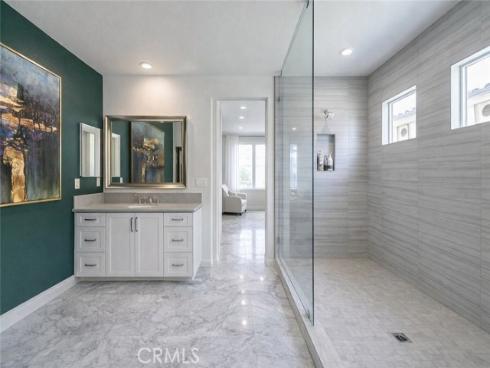 328 Pinnacle Drive, Lake Forest, CA