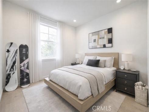 328 Pinnacle Drive, Lake Forest, CA