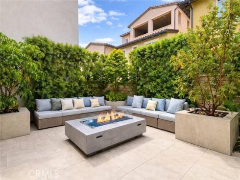 328 Pinnacle Drive, Lake Forest, CA