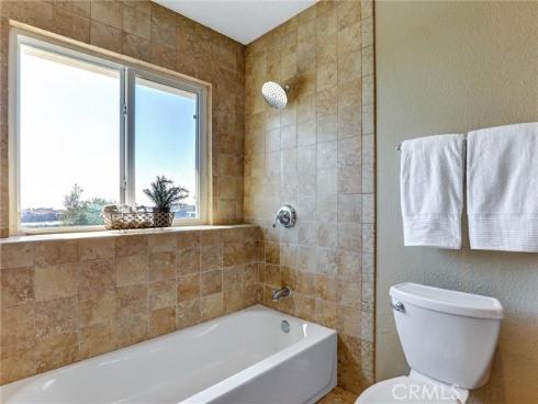 21095 Skylark Drive, Lake Forest, CA