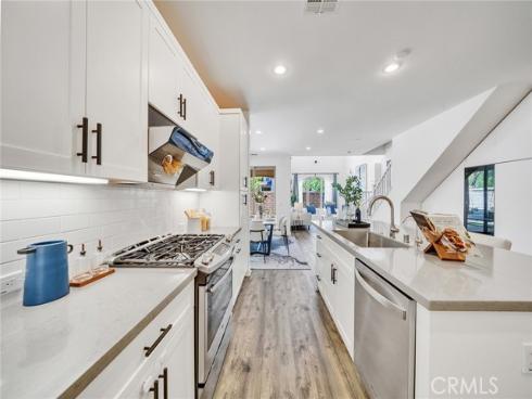 182  Finch  , Lake Forest, CA
