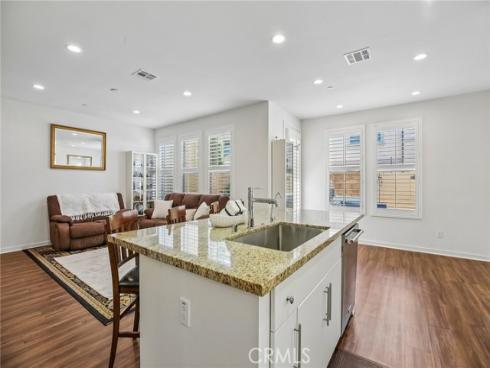 248 Finch , Lake Forest, CA