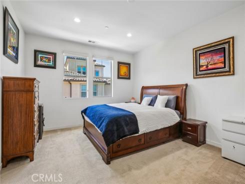 248 Finch , Lake Forest, CA
