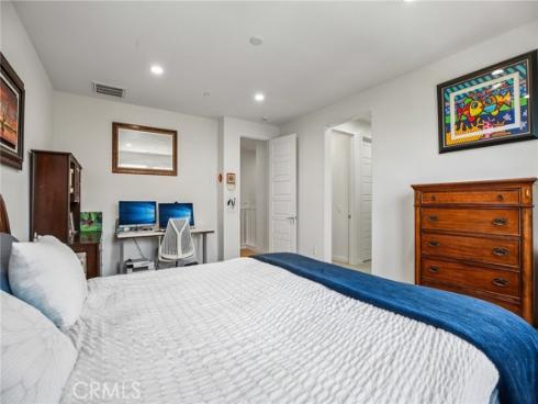 248 Finch , Lake Forest, CA