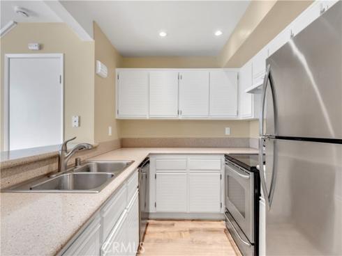 25761 Le Parc 72 , Lake Forest, CA