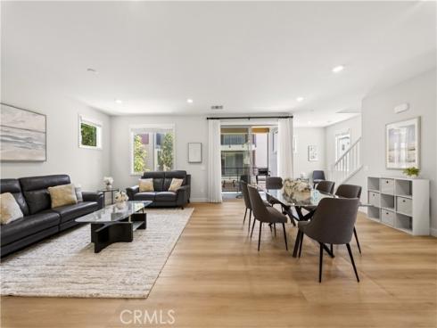 566 Catalonia , Lake Forest, CA
