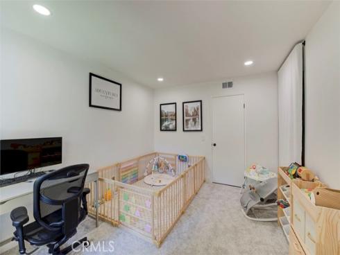 26582  Fawn  , Lake Forest, CA