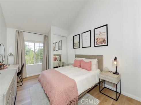26582  Fawn  , Lake Forest, CA