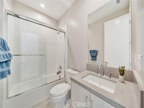 190  Orange  , Lake Forest, CA