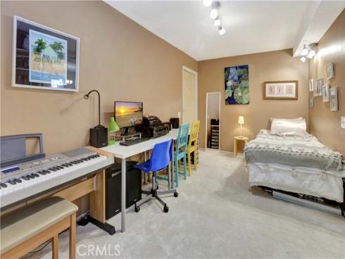 22332 Fallen Leaf , Lake Forest, CA