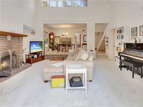 22332 Fallen Leaf , Lake Forest, CA
