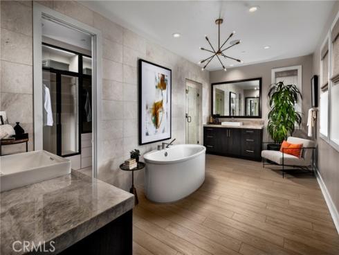 120 Lassen Street, Lake Forest, CA