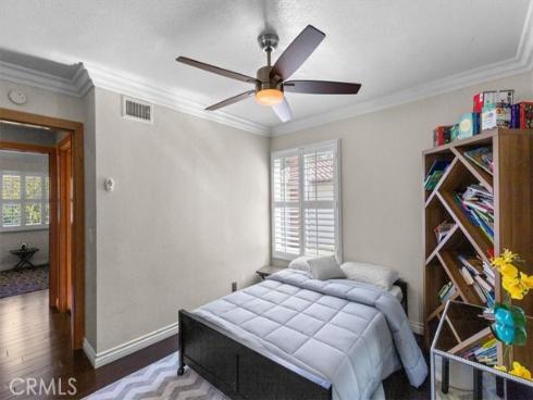 25092 Mammoth , Lake Forest, CA