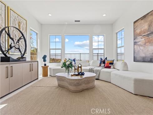 1186 Viejo Hills Dr , Lake Forest, CA