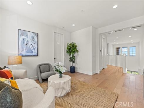 1186 Viejo Hills Dr , Lake Forest, CA