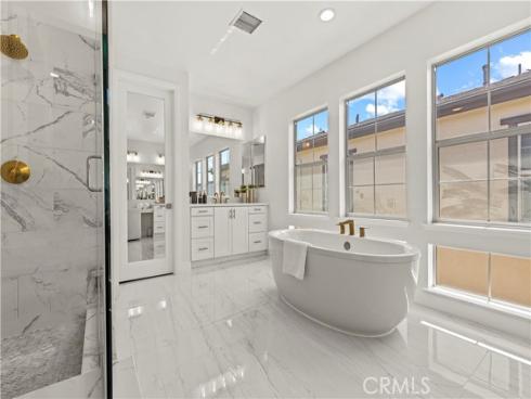 1186 Viejo Hills Dr , Lake Forest, CA