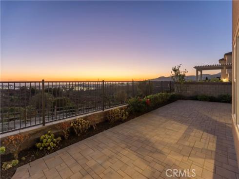 1186 Viejo Hills Dr , Lake Forest, CA