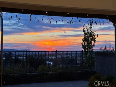 1186 Viejo Hills Dr , Lake Forest, CA