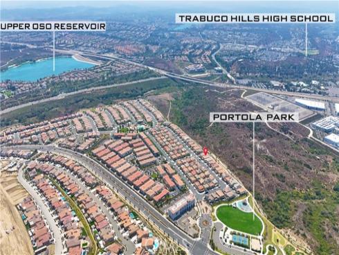 1186 Viejo Hills Dr , Lake Forest, CA