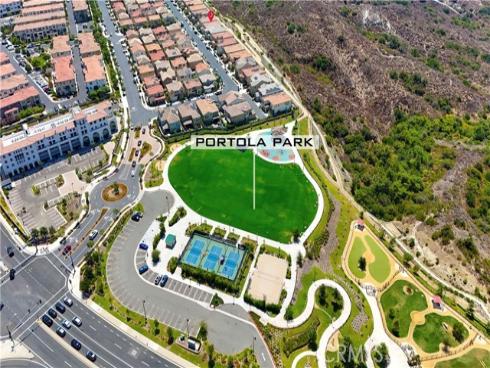 1186 Viejo Hills Dr , Lake Forest, CA