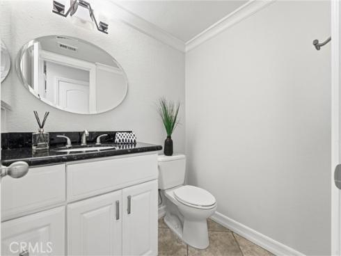 22062 Summit Hill 19 Drive, Lake Forest, CA
