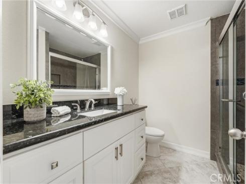 22062 Summit Hill 19 Drive, Lake Forest, CA