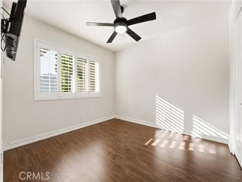 22062 Summit Hill 19 Drive, Lake Forest, CA