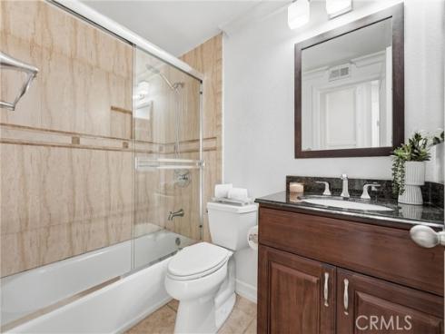 22062 Summit Hill 19 Drive, Lake Forest, CA