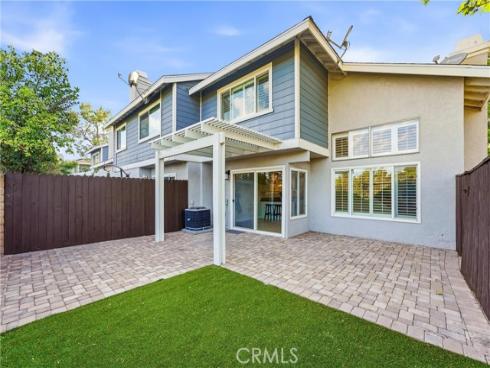 22062 Summit Hill 19 Drive, Lake Forest, CA