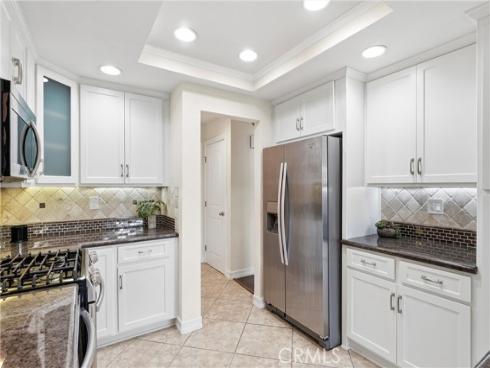 22062 Summit Hill 19 Drive, Lake Forest, CA