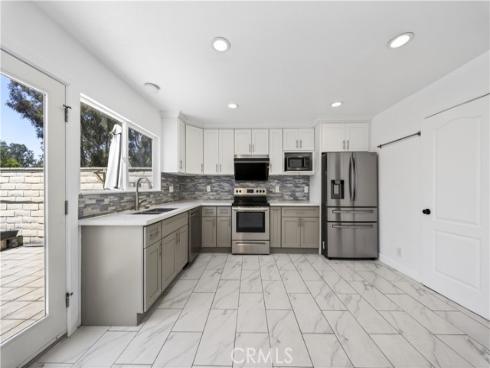 21725 Lake Vista , Lake Forest, CA