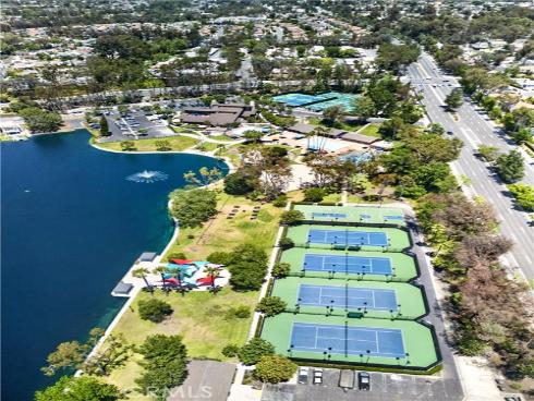 21725 Lake Vista , Lake Forest, CA