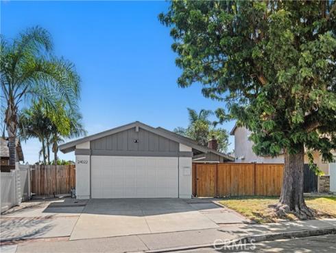24022 Elrond , Lake Forest, CA