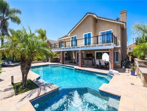 19312 Sleeping Oak Drive , Lake Forest, CA