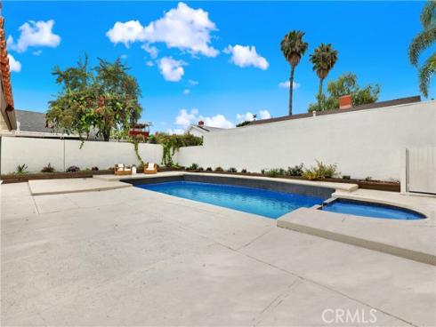25216 Miles , Lake Forest, CA