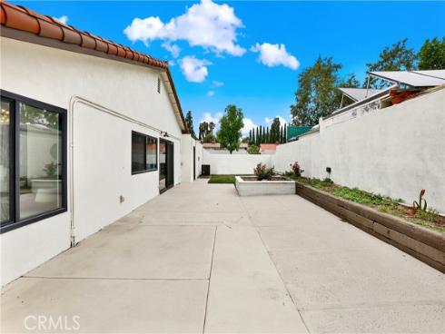 25216 Miles , Lake Forest, CA