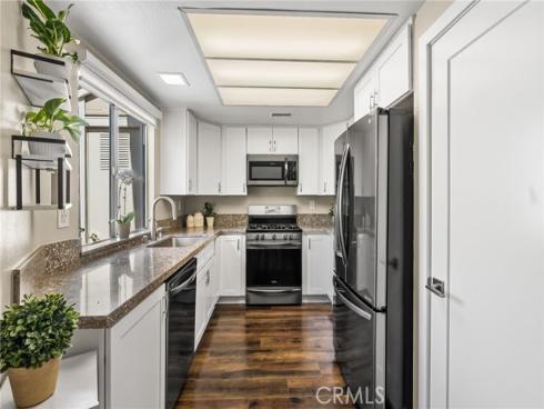 21156 River Glen , Lake Forest, CA