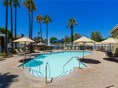 28496 Klondike Dr , Lake Forest, CA