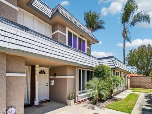 25308  Crocker  , Lake Forest, CA