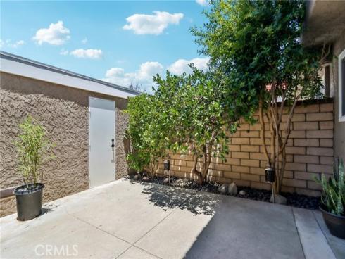 25308  Crocker  , Lake Forest, CA