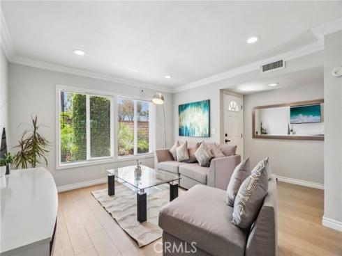 25308  Crocker  , Lake Forest, CA