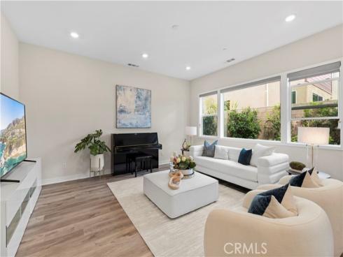640 Athos , Lake Forest, CA