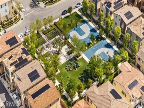 640 Athos , Lake Forest, CA