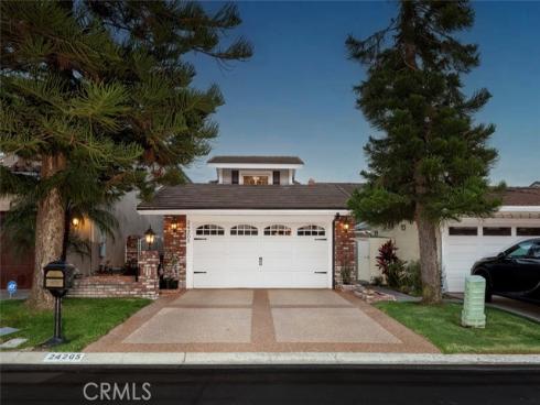 24205 Okeechobee Lane , Lake Forest, CA