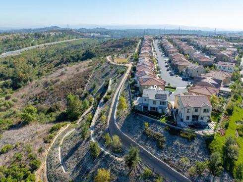 1832 Aliso Canyon Dr , Lake Forest, CA