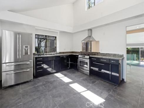 25045  Castlewood  , Lake Forest, CA