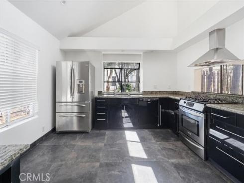 25045  Castlewood  , Lake Forest, CA