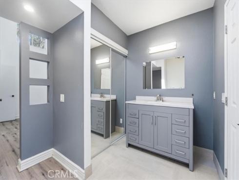 25045  Castlewood  , Lake Forest, CA